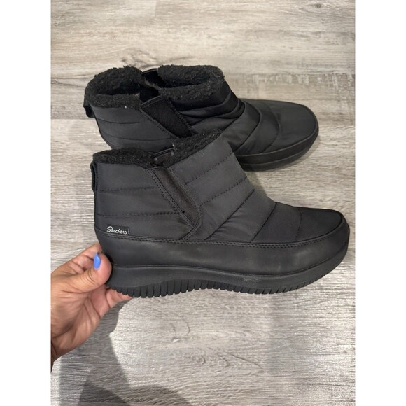 Skechers Ultra Flex Shawty Ankle Boots Womens Sz 6 Black Lined Snow Winter 44998 - Picture 1 of 9
